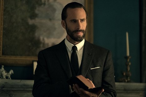Joseph Fiennes - The Handmaid's Tale - Offred - Photos
