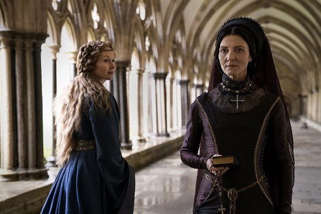 Essie Davis, Michelle Fairley - The White Princess - In Bed with the Enemy - Van film