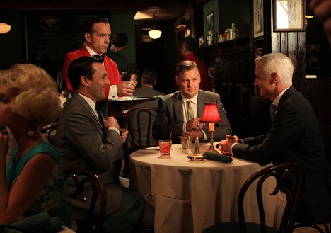 Jon Hamm, Joel Murray, John Slattery - Mad Men - Voll in die Hose - Filmfotos