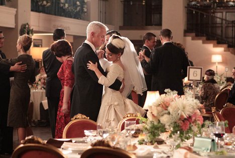 John Slattery, Elizabeth Rice - Mad Men - Trauerspiel - Filmfotos