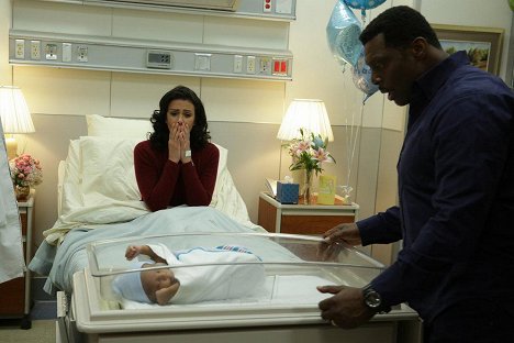 Melissa Ponzio, Eamonn Walker - Chicago Fire - Laisse-le mourir - Film