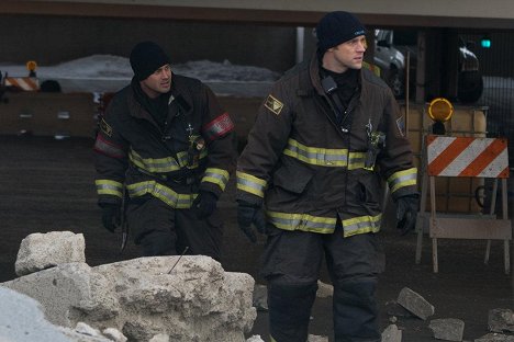 Taylor Kinney, Jesse Spencer - Chicago Fire - Forgive You Anything - Photos