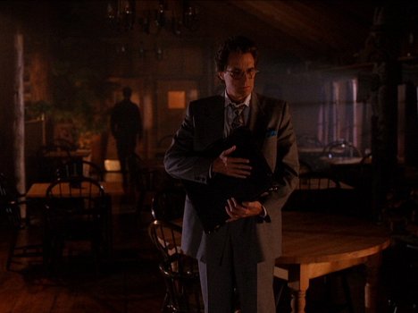 Richard Beymer - Twin Peaks - Henkimaailman asia - Kuvat elokuvasta