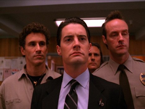 Michael Ontkean, Kyle MacLachlan, Michael Horse, Harry Goaz - Mestečko Twin Peaks - Dispute Between Brothers - Z filmu