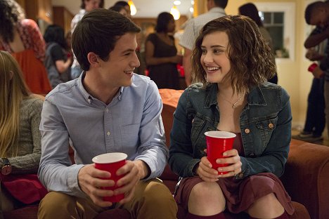 Dylan Minnette, Katherine Langford - 13 Reasons Why - Cassette 5, face A - Film