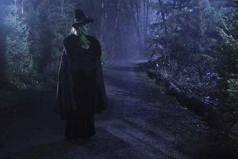 Rebecca Mader - Once Upon a Time - Where Bluebirds Fly - Photos