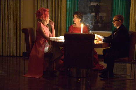 Jessica Lange, Stanley Tucci - Feud - You Mean All This Time We Could Have Been Friends? - Photos