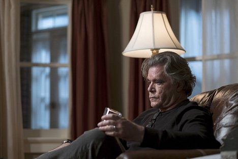 Ray Liotta - Shades of Blue - Chaos Is Come Again - Photos