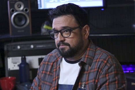 Horatio Sanz - Great News - Bear Attack - De la película