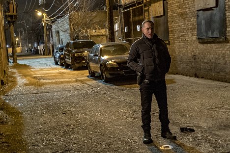 Jason Beghe - Chicago P.D. - Emotional Proximity - Photos