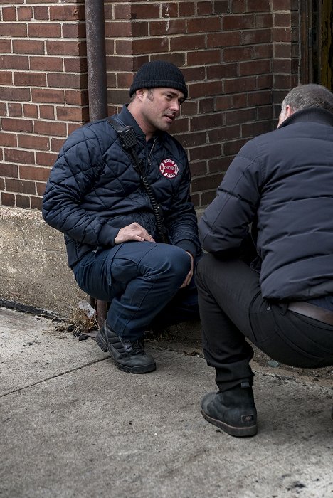 Taylor Kinney - Chicago P.D. - Emotional Proximity - De la película