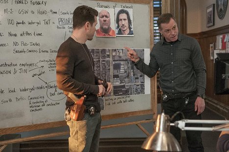 Jason Beghe - Policie Chicago - A Beautiful Friendship - Z filmu