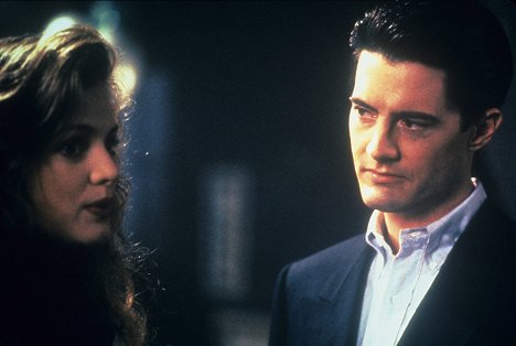 Heather Graham, Kyle MacLachlan - Městečko Twin Peaks - Cesta k Černému vigvamu - Z filmu