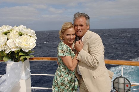 Kerstin Gähte, Hans-Jürgen Bäumler - Kreuzfahrt ins Glück - Hochzeitsreise nach Chile - Filmfotos
