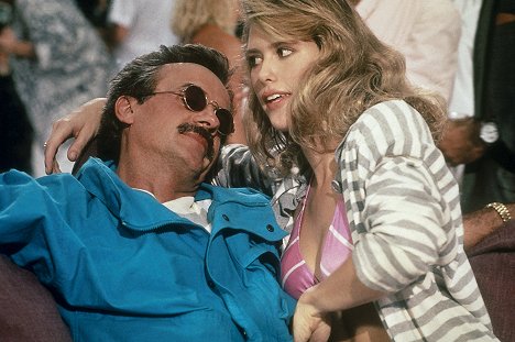 Terry Kiser, Catherine Mary Stewart - Immer Ärger mit Bernie - Filmfotos