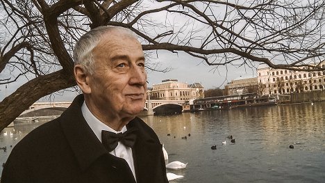 Josef Koutecký - Ještě jsem nedokouřil své poslední viržínko - Filmfotos