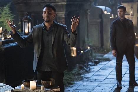 Yusuf Gatewood, Daniel Gillies - The Originals - High Water and a Devil's Daughter - Photos