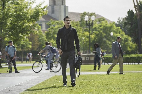 Elyes Gabel - Scorpion - The Old College Try - Photos