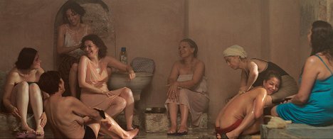 Nadia Kaci, Maymouna, Hiam Abbass - Titokban kell cigiznem - Filmfotók