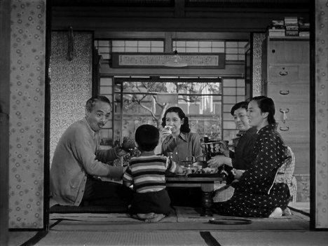 菅井一郎, Setsuko Hara, Chieko Higashiyama, Kuniko Miyake - Weizenherbst - Filmfotos