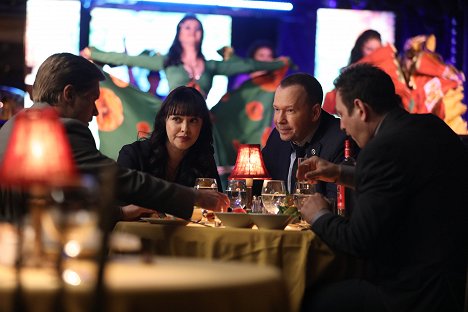Marisa Ramirez, Donnie Wahlberg - Blue Bloods - Crime Scene New York - Foreign Interference - Photos