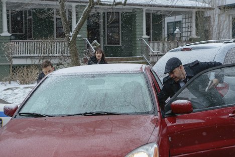 Will Estes, Marisa Ramirez, Donnie Wahlberg - Blue Bloods - Crime Scene New York - Shadow of a Doubt - Photos