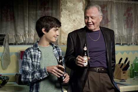 Jon Voight - Ray Donovan - Housewarming - Van film