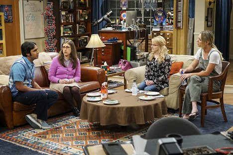 Kunal Nayyar, Mayim Bialik, Melissa Rauch, Kaley Cuoco - The Big Bang Theory - Das Princeton-Problem - Filmfotos