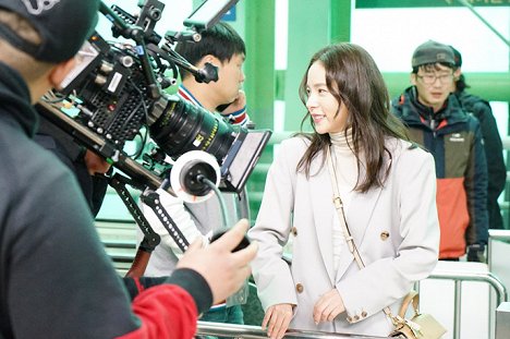 Hyo-rin Min - Gaeinjueuija jiyeongssi - Tournage