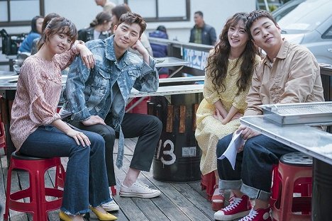 Ji-won Kim, Seo-joon Park, Ha-yoon Song, Jae-hong Ahn - Ssam maiwei - Forgatási fotók