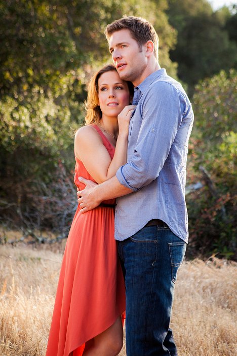 Erin Krakow, Ryan McPartlin - Friend Request - Photos