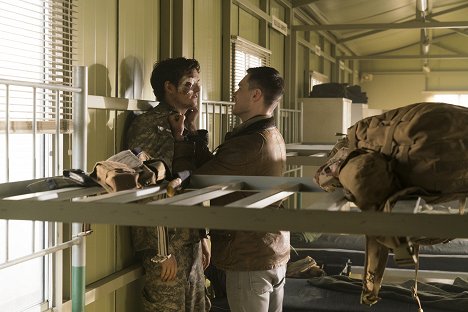 Daniel Sharman, Sam Underwood - Fear the Walking Dead - Eye of the Beholder - Photos