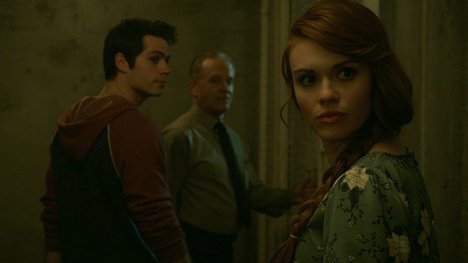 Dylan O'Brien, Holland Roden - Teen Wolf - Nastoletni Wilkołak - Powieść - Z filmu