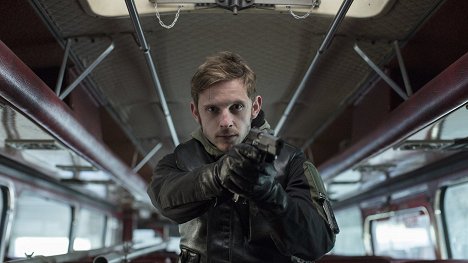 Jamie Bell - 6 Days - Van film