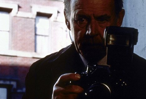 Geoffrey Lewis - Akta X - Fotograf smrti - Z filmu