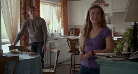 Blake Jenner, Haley Lu Richardson - The Edge of Seventeen - Kuvat elokuvasta