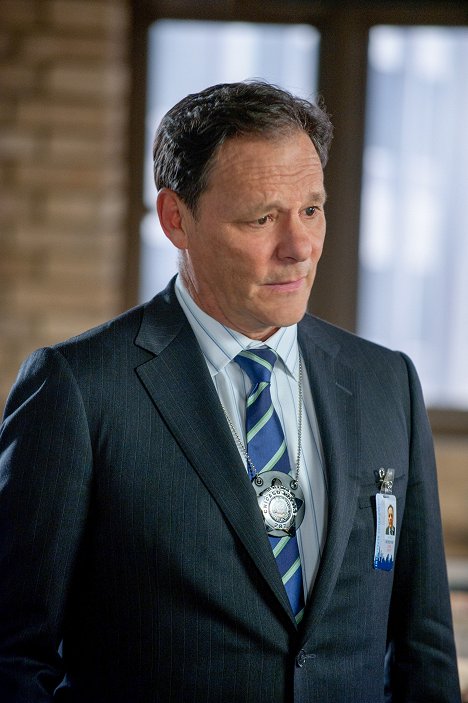Chris Mulkey - Against the Wall - We Have a Cop in Trouble - Filmfotos