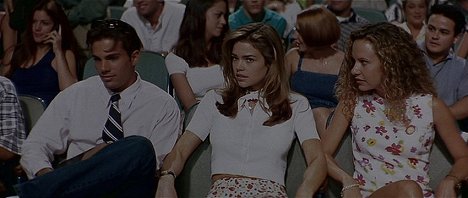 Denise Richards - Ligações Selvagens - Do filme