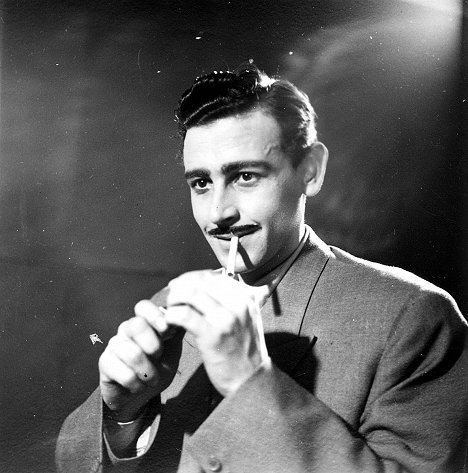 Erkki Ertama - Face in the Mirror - Photos