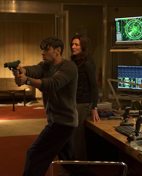 Liam Garrigan, Michelle Fairley - 24: Live Another Day - 7:00 p.m.-8:00 p.m. - Photos