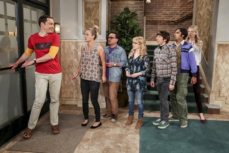 Jim Parsons, Kaley Cuoco, Johnny Galecki, Melissa Rauch, Simon Helberg, Kunal Nayyar, Riki Lindhome - The Big Bang Theory - Die Nowitzki-Provokation - Filmfotos