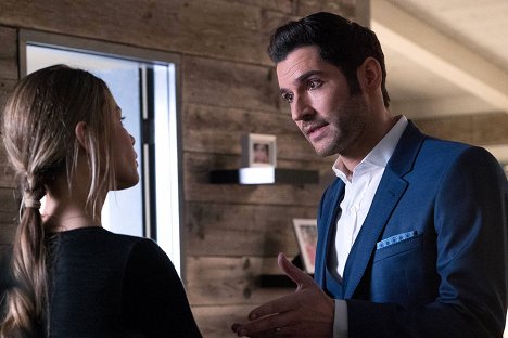 Lauren German, Tom Ellis - Lucifer - Candy Morningstar - Photos