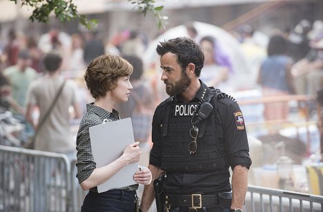 Carrie Coon, Justin Theroux - The Leftovers - Don't Be Ridiculous - Photos