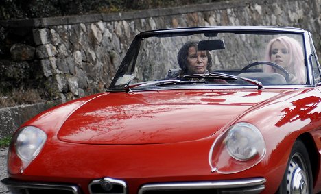 Claudia Cardinale, Rosie Day - Všechny cesty vedou do Říma - Z filmu