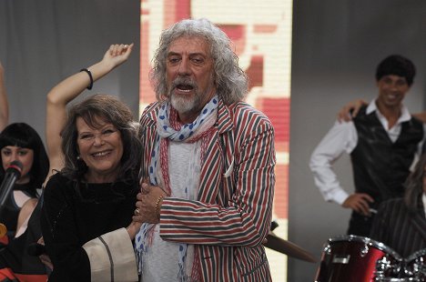 Claudia Cardinale, Shel Shapiro - Tous les chemins mènent à Rome - Film