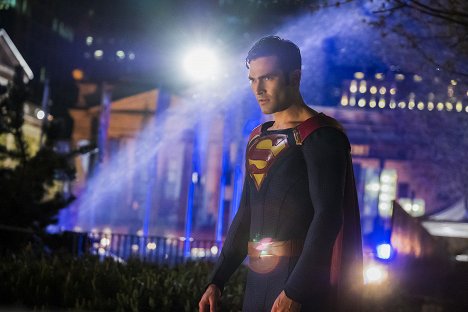 Tyler Hoechlin - Supergirl - Nevertheless, She Persisted - Photos