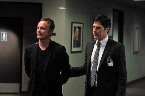 David Anders, Thomas Gibson - Criminal Minds - To Bear Witness - Photos