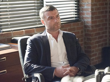 Liev Schreiber - Ray Donovan - Sunny - Z filmu