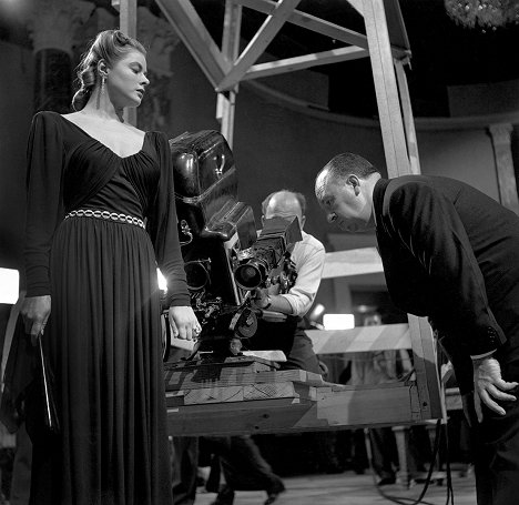 Ingrid Bergman, Alfred Hitchcock - Filmikonen - Magnum Photos und das Kino - Filmfotos