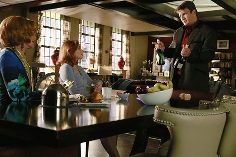 Molly C. Quinn, Nathan Fillion - Castle na zabití - Pachová stopa - Z filmu